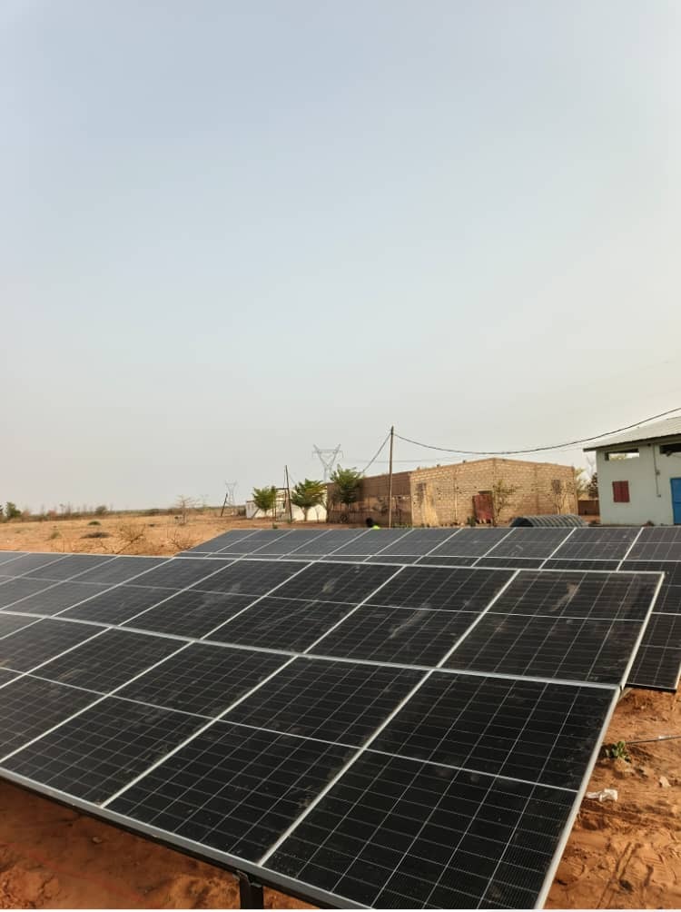 Pompe forage solaire à Wourossogui